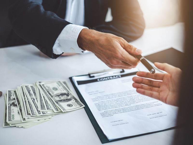 Giám đốc ngân hàng phải quản lý hàng trăm loại quỹ cùng với những rủi ro đi kèm 
